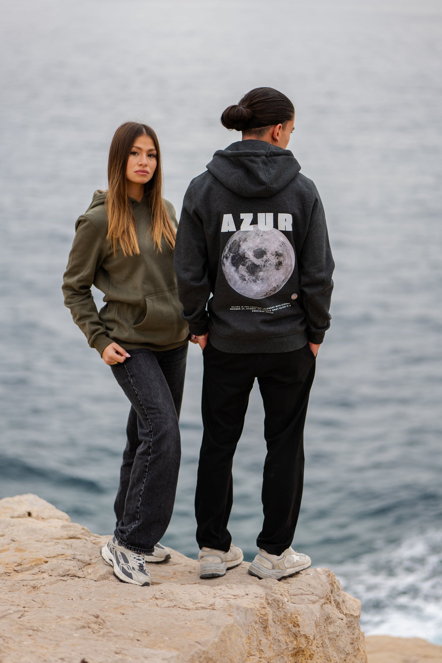 sweat a capuche Azur Riviera shooting photo cassis.